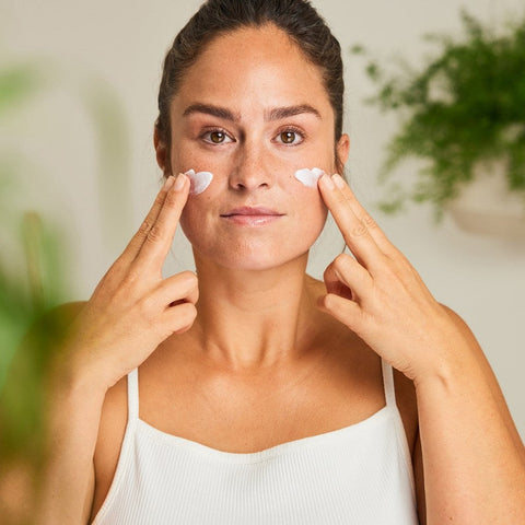 WELEDA Straffende Nachtpflege Granatapfel & Maca-Peptide Bio 40ml