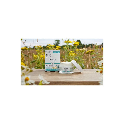 Lavera basis sensitiv Anti-Falten Feuchtigkeitscreme Q10 Bio 50ml